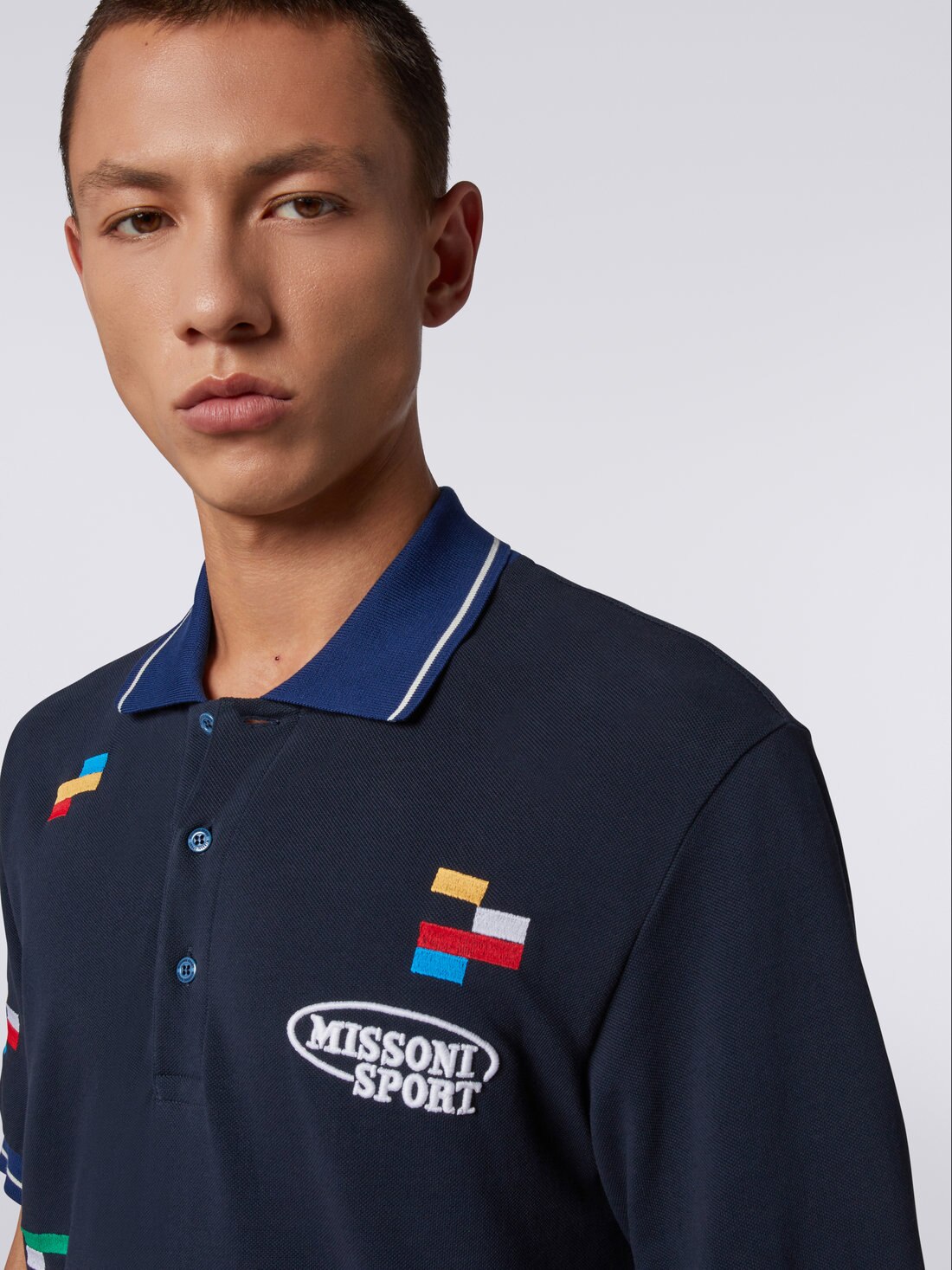 Short-sleeved polo shirt in cotton piqué with embroidered pixels, Navy Blue  - UC23S202BJ00EFS729I - 4