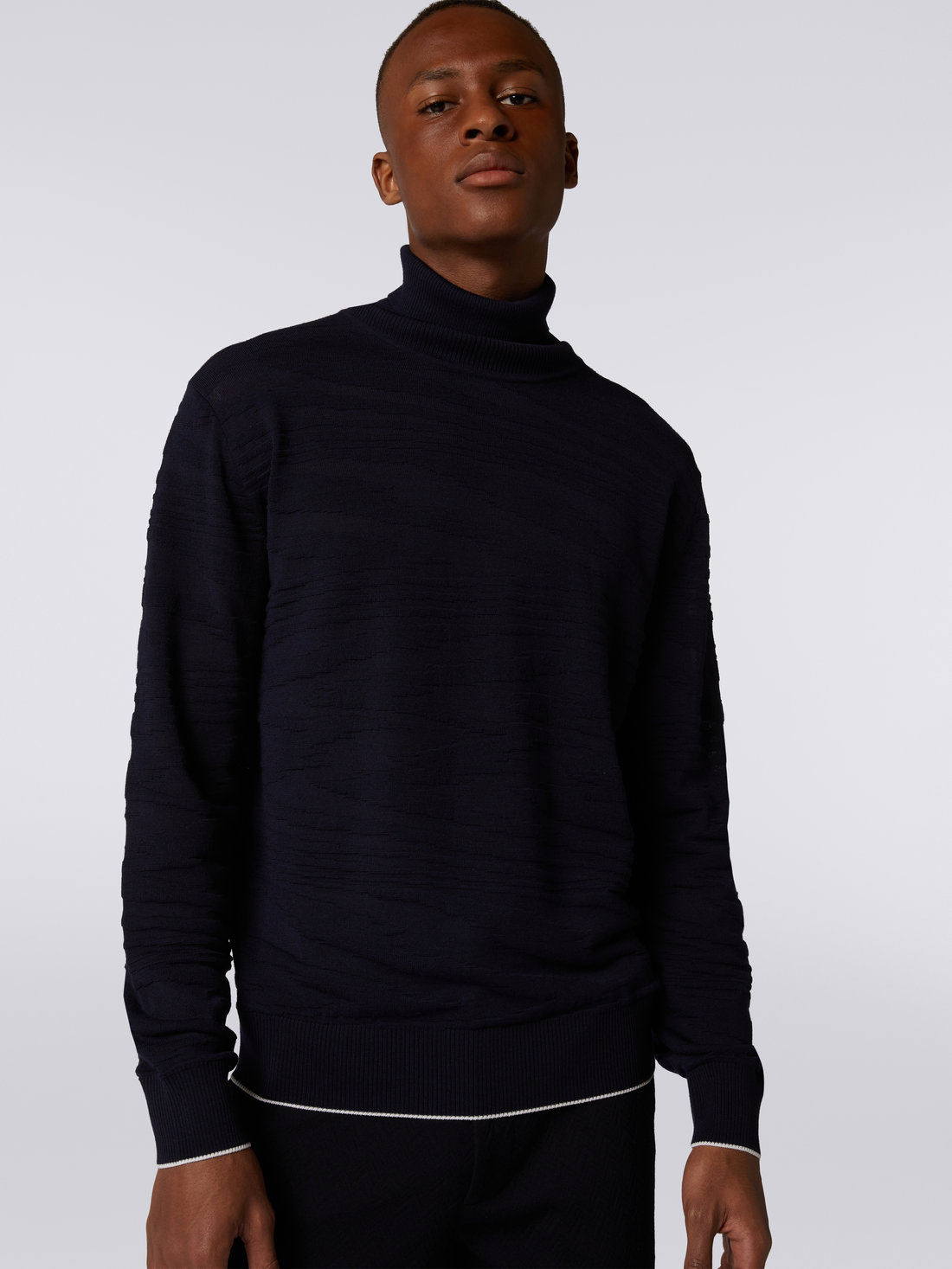Embossed wool and viscose high neck jumper, Navy Blue  - UC23WN00BK021ZS728P - 4