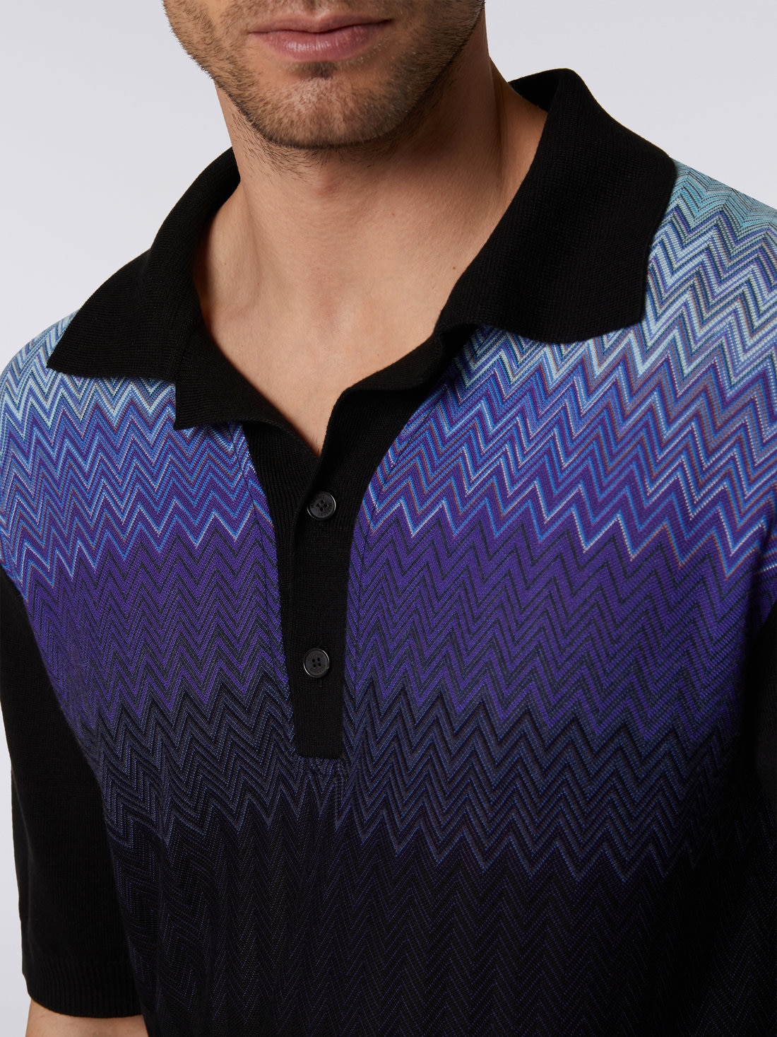 Kurzärmeliges Poloshirt aus Baumwolle und Seide, Schwarz & Blau - US23S207BK021XS91DV - 4