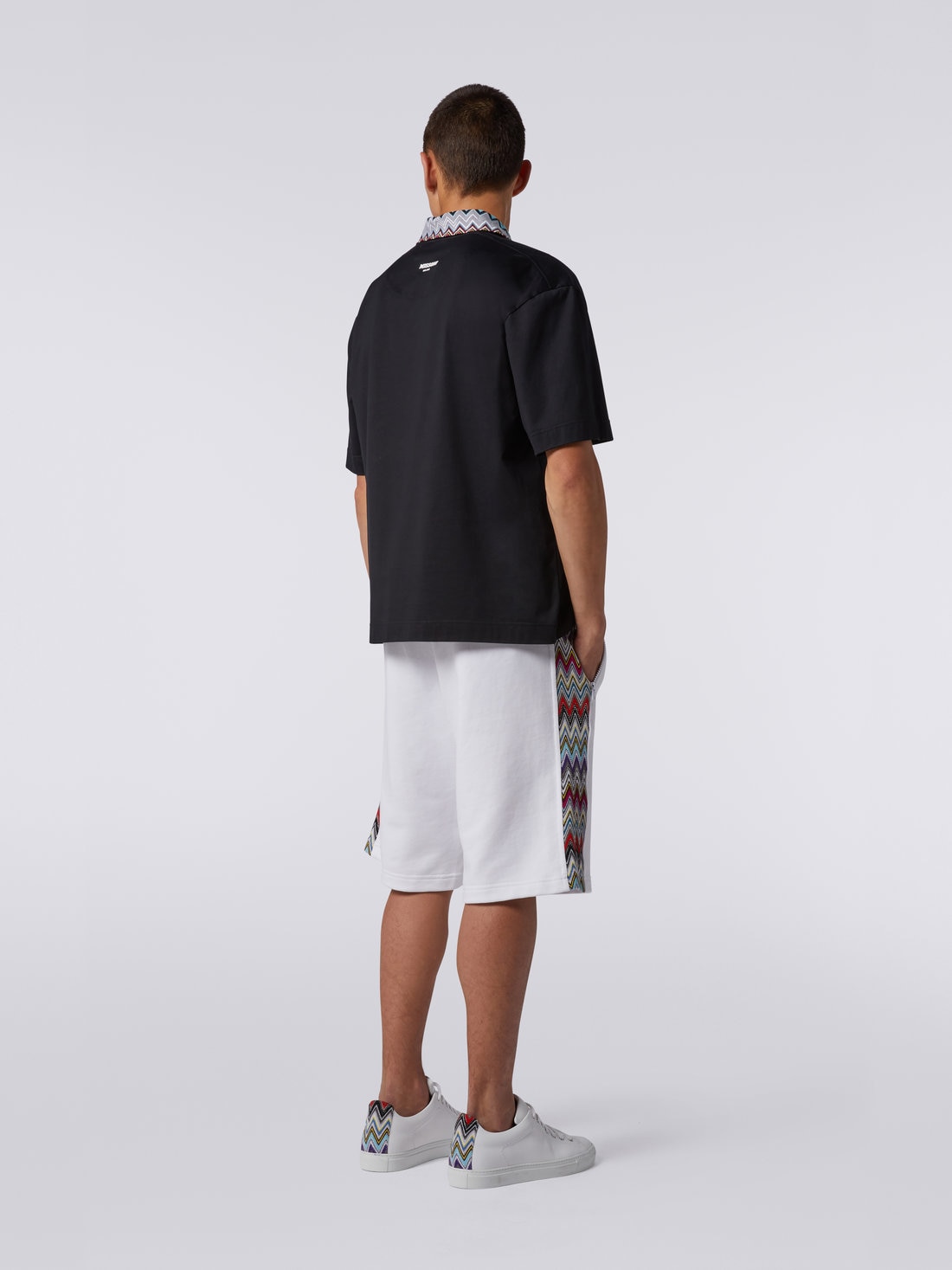 Cotton polo shirt with dégradé chevron pattern, Black    - US23S20GBJ00E4S91DK - 3