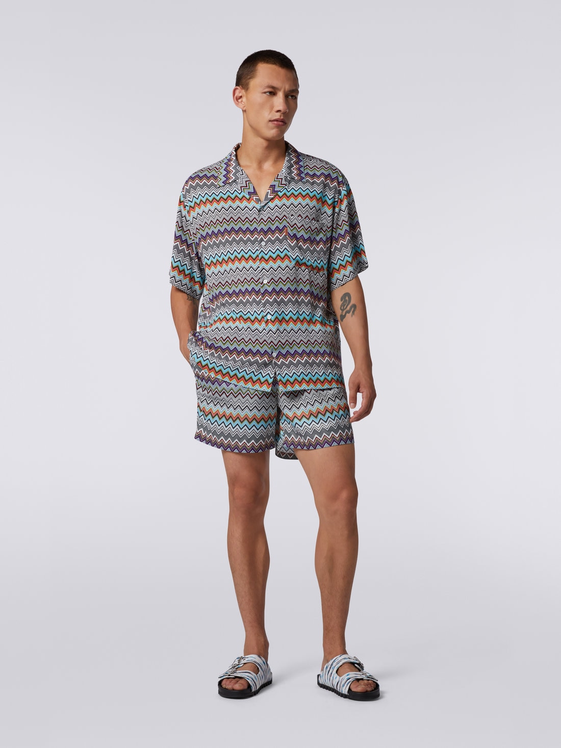 Short-sleeved viscose bowling shirt, Multicoloured - US23SJ0RBW00M7SM8MN - 1