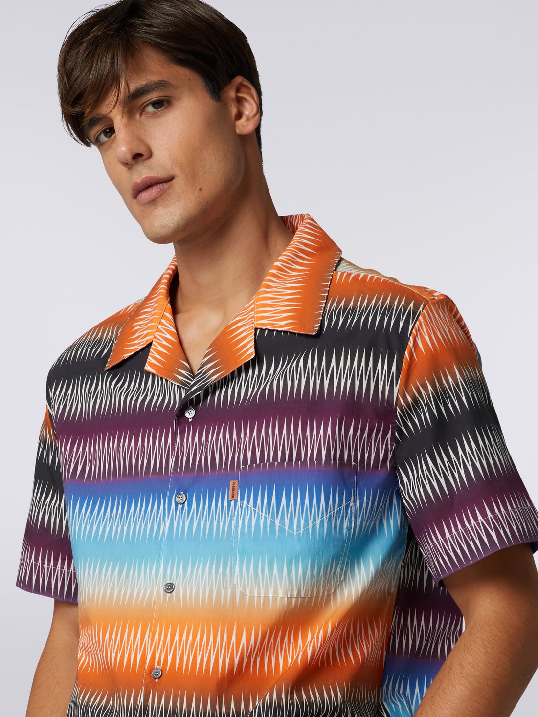 Short-sleeved cotton bowling shirt with zigzag print, Multicoloured  - US23SJ0SBW00N9S72AD - 4