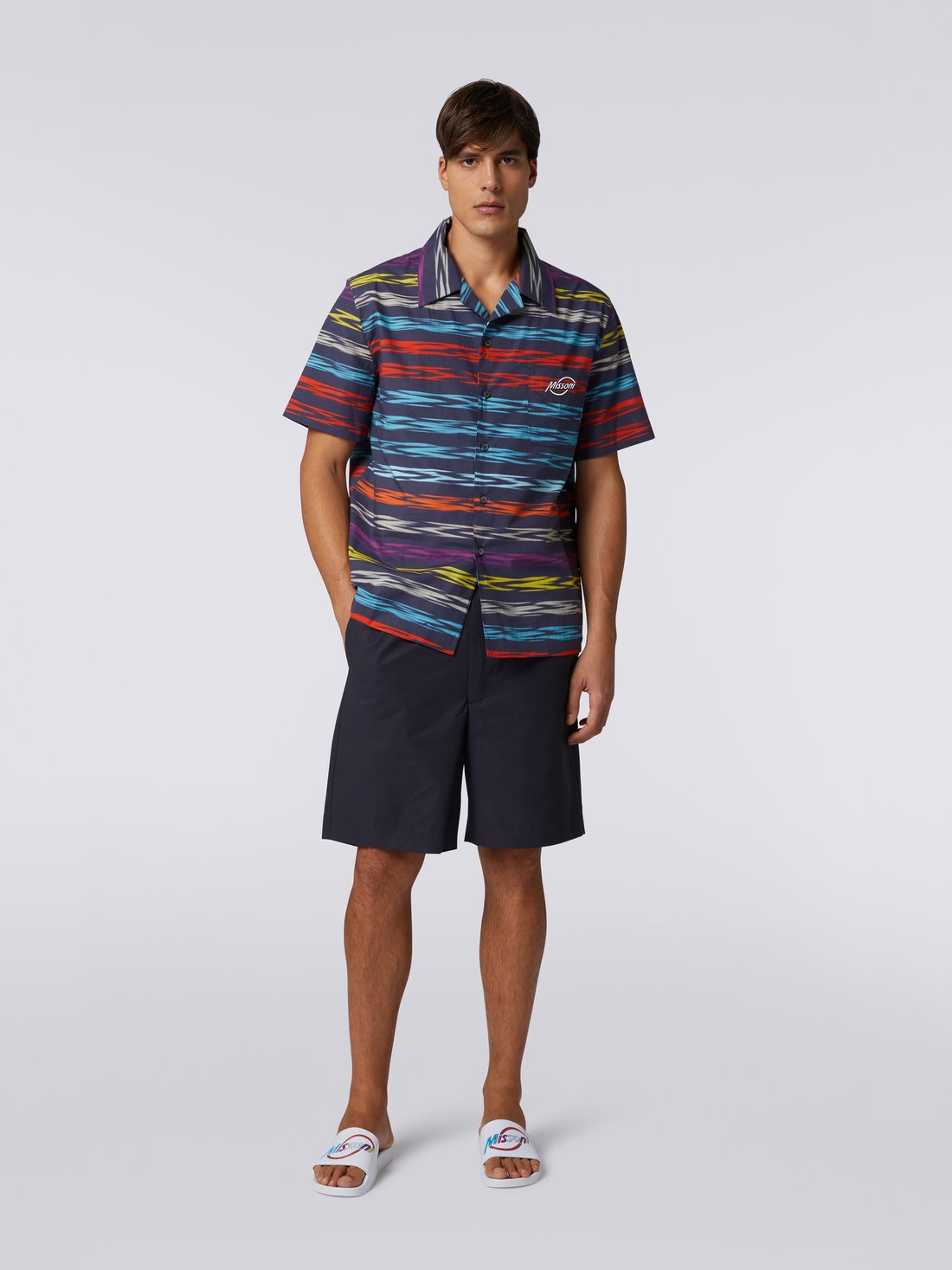 Oversized short-sleeved bowling shirt with logo, Multicoloured  - US23SJ0SBW00NCS72AO - 1
