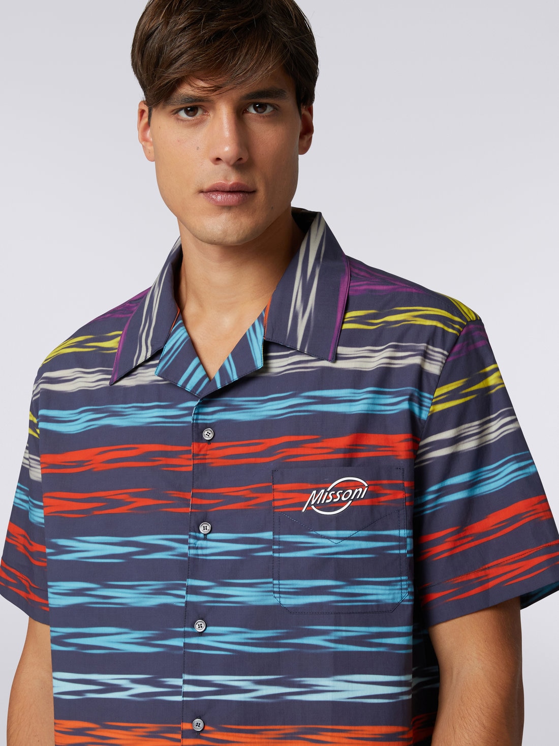 Oversized short-sleeved bowling shirt with logo, Multicoloured  - US23SJ0SBW00NCS72AO - 4