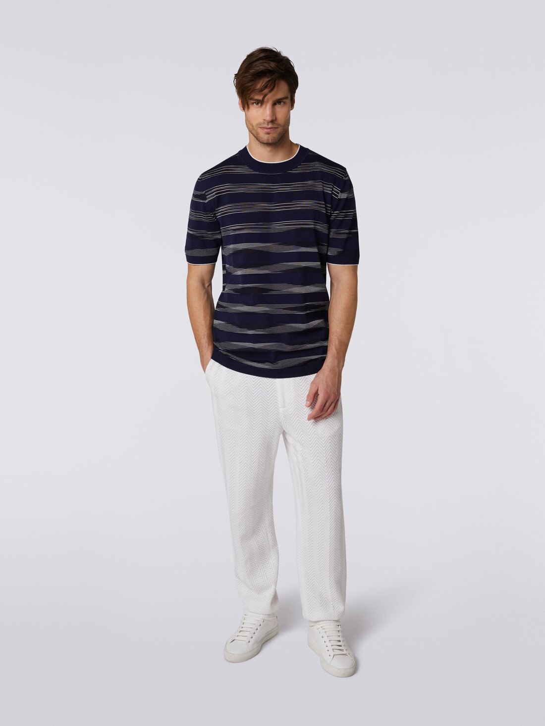 Camiseta de cuello redondo de algodón y viscosa a rayas, Blanco, Negro & Azul Marino - US23SL16BK020QS728Q - 1