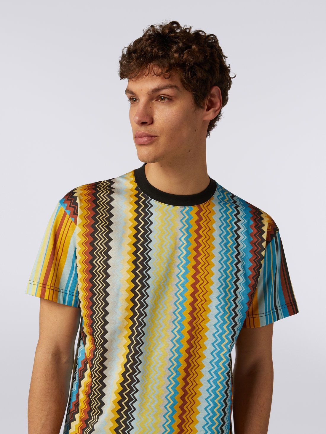 Camiseta de cuello redondo de algodón con estampado en zigzag, Multicolor  - US23SL19BJ00EWS109N - 4