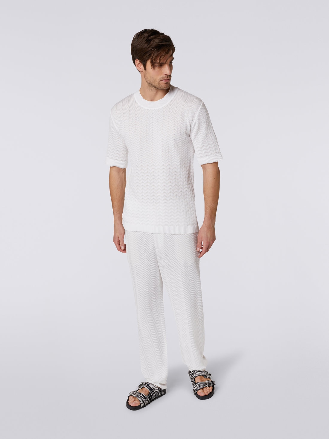 T-shirt girocollo in cotone con chevron tono su tono, Bianco  - US23SL1DBK021TS0177 - 1