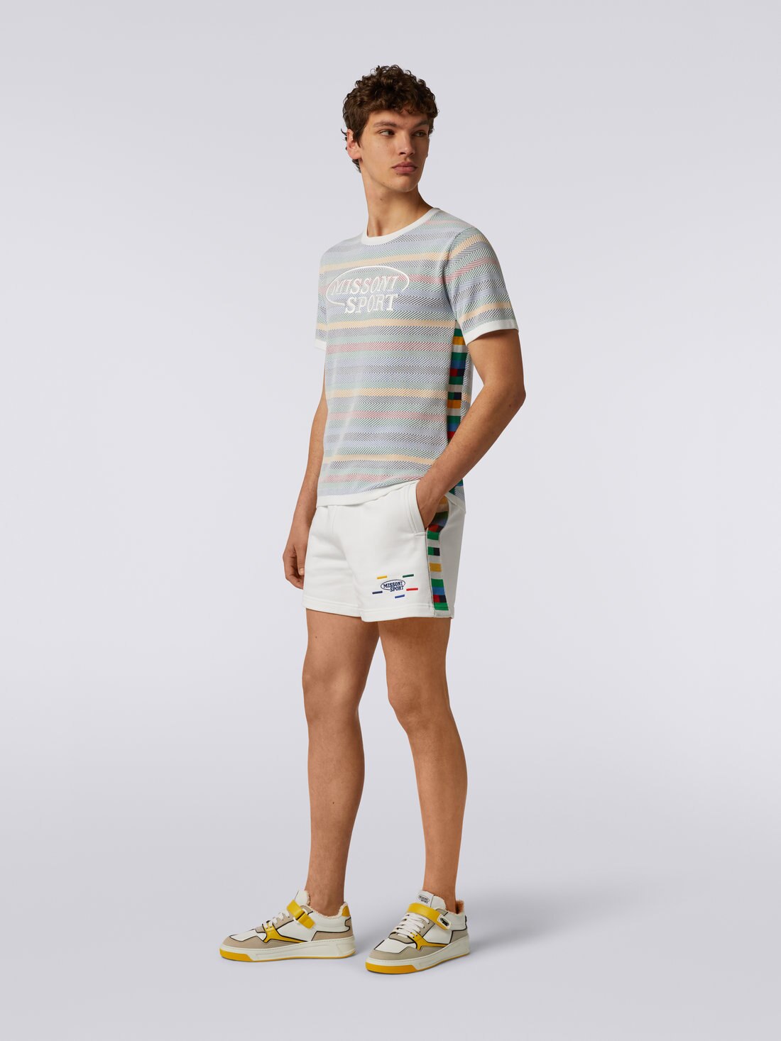 Rundhals-T-Shirt mit Jacquard-Verarbeitung und Streifen aus Strick, Mehrfarbig  - 8051575688836 - 2
