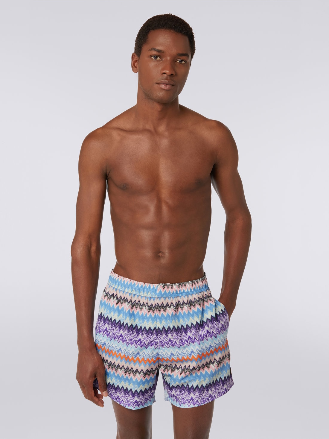 Technical fabric swimming trunks with chevron print, Blue - US23SP04BW00PIS72CB - 1