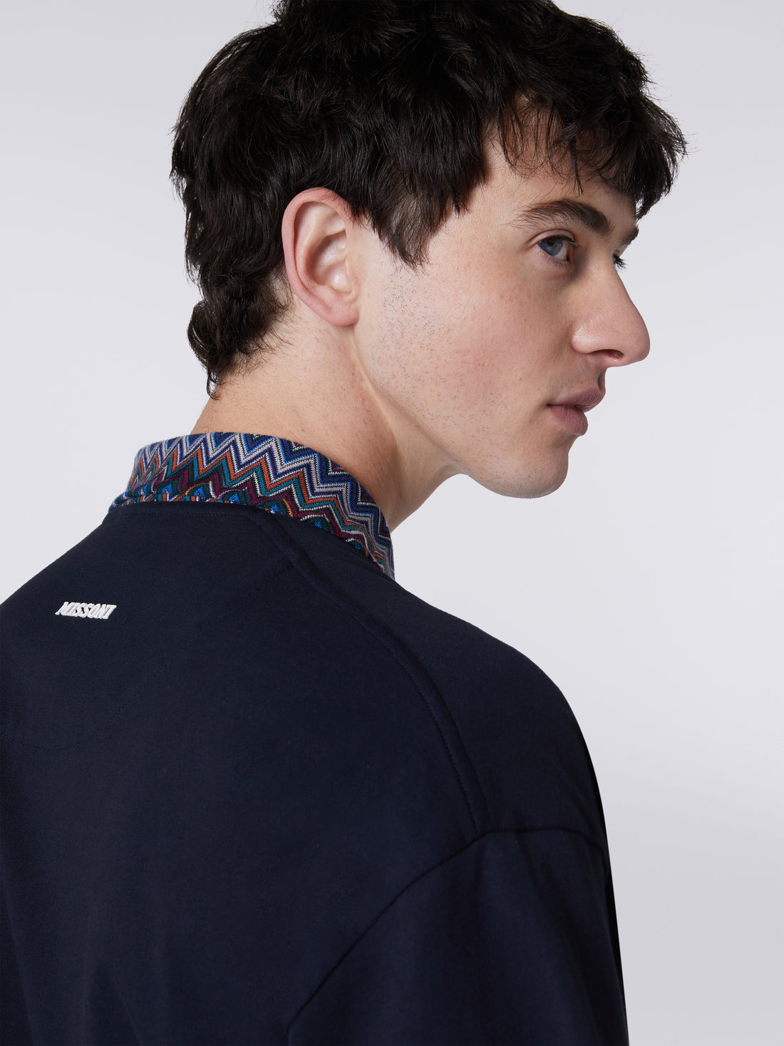 Short-sleeved cotton jersey polo shirt with zigzag inserts, Blue - US23W208BJ00GSS72BE - 4