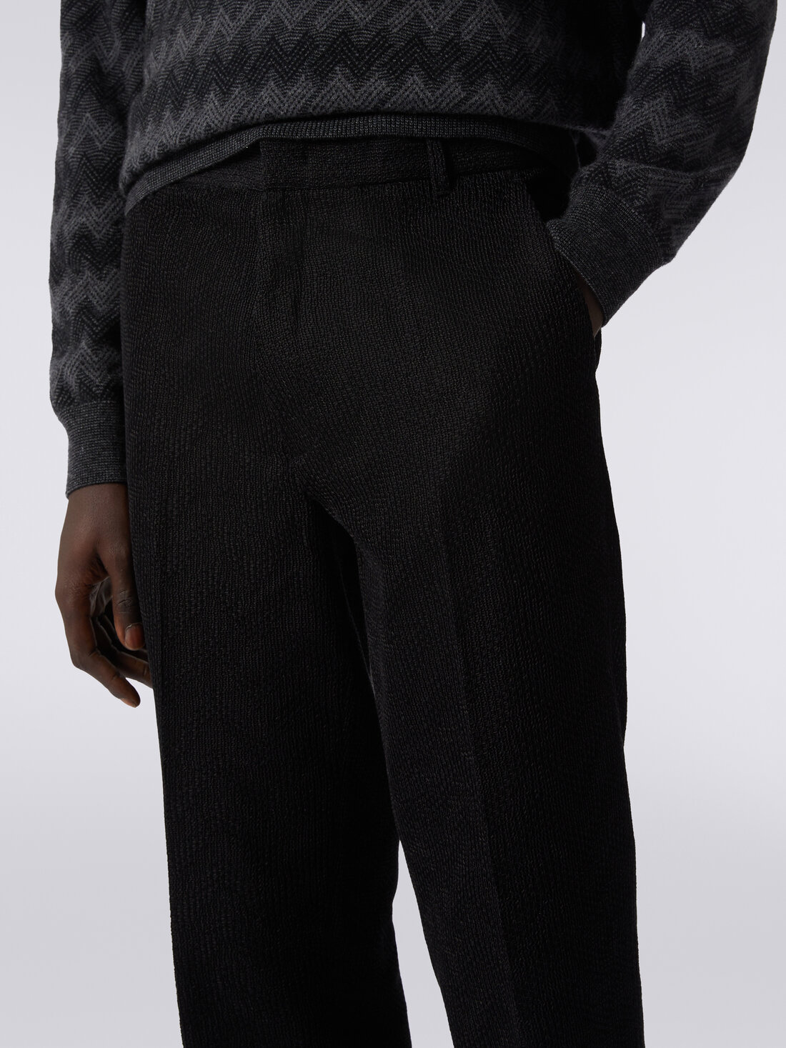 Pantalon chino en coton à chevrons, Blanc, Noir & Beige - US23WI0OBT0066S91JA - 4