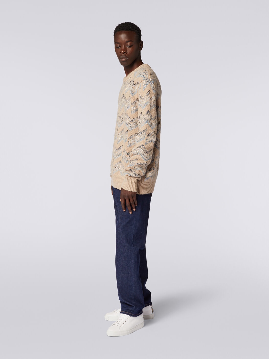 Cotton blend crew-neck sweater with zigzag pattern, Beige - US23WN0SBK029JSM95T - 2
