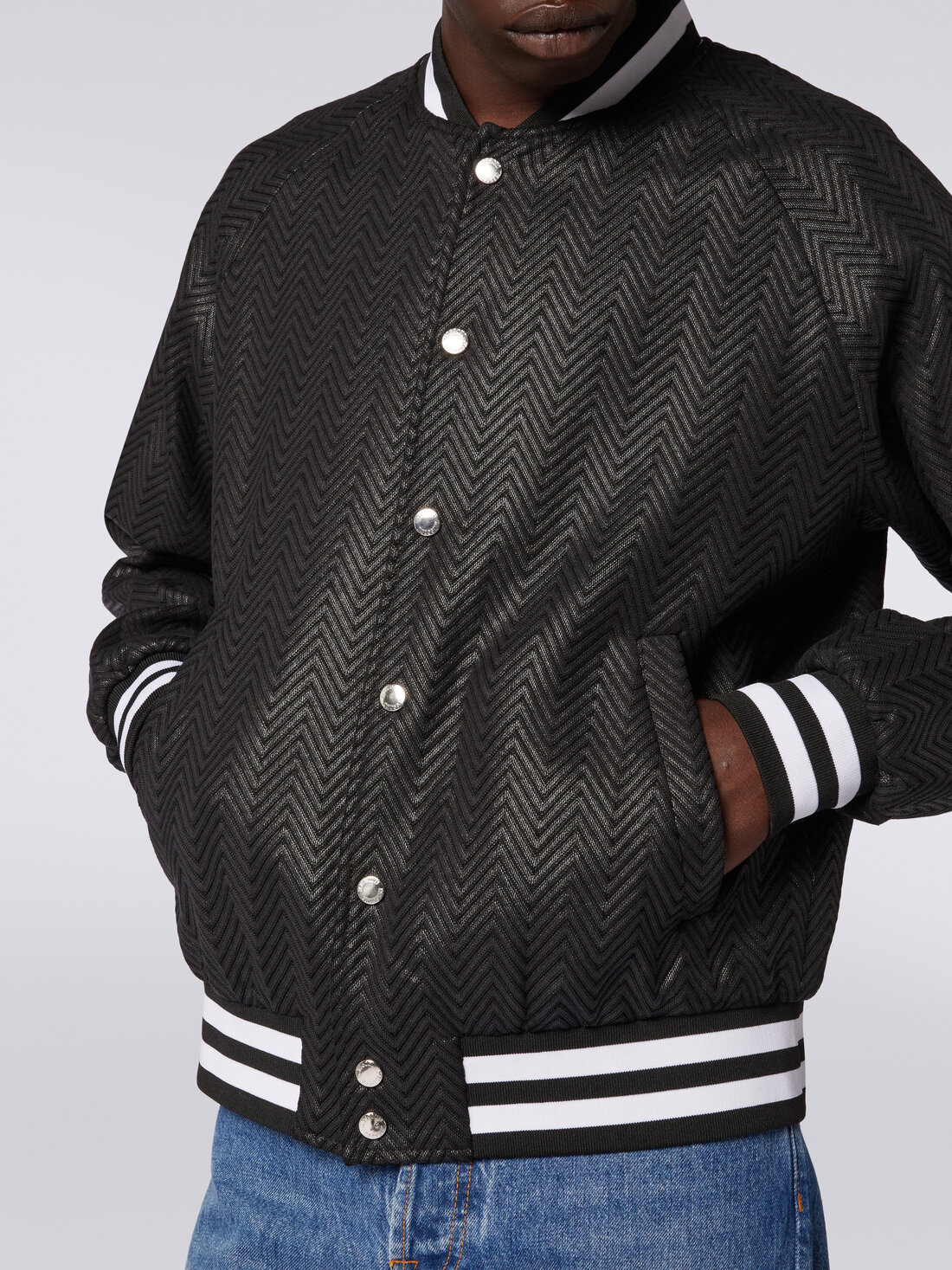 Bomber jacket in zigzag viscose and cotton, Black    - US24SC0ABR00U793911 - 4
