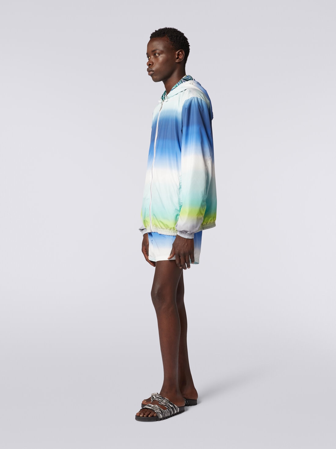 Reversible windbreaker in dégradé zigzag fabric, Multicoloured  - US24SC0EBW00S6SM999 - 2