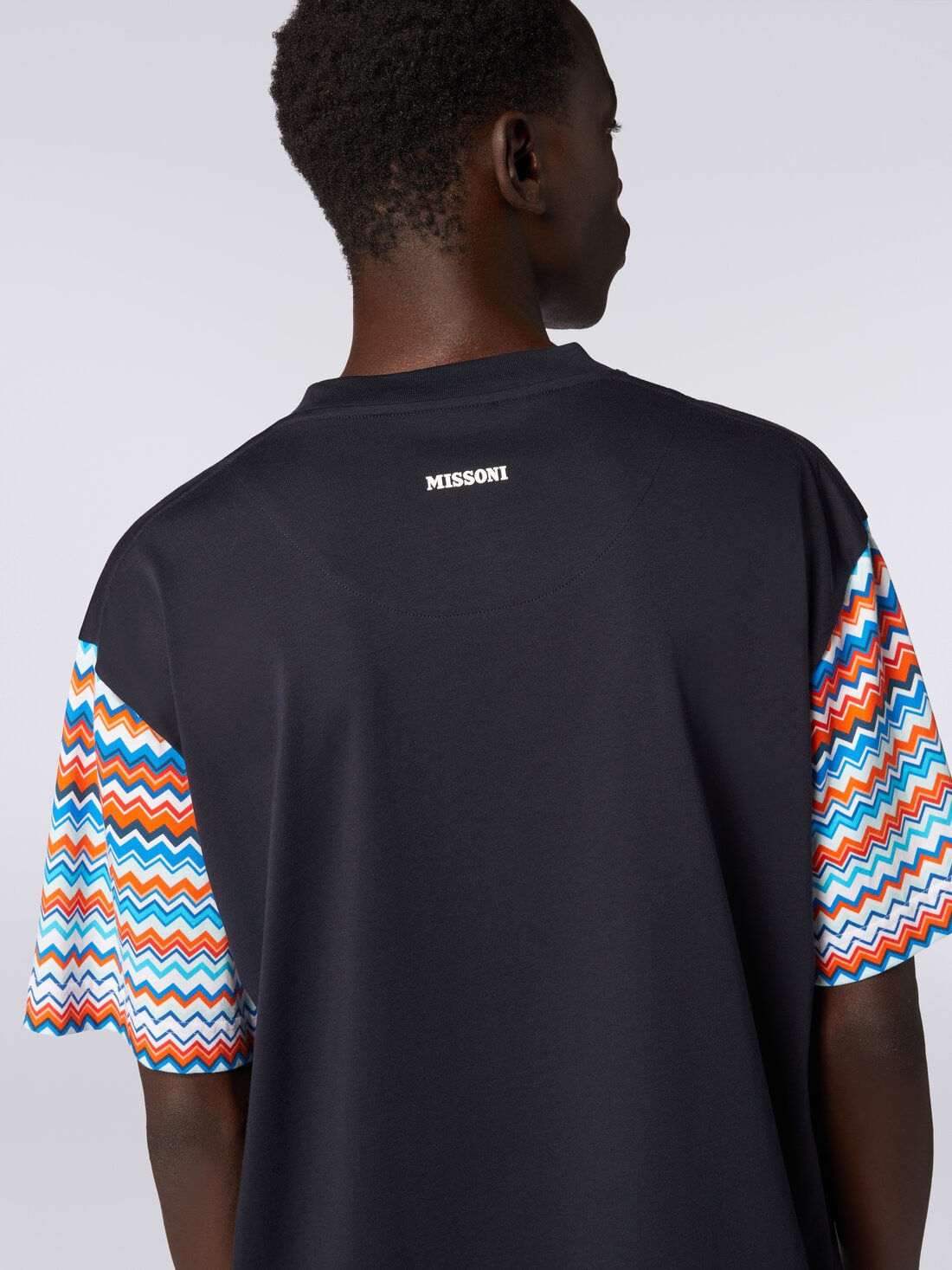 Camiseta extragrande de algodón con inserciones zigzag, Multicolor  - US24SL0BBJ00J1S72E1 - 4