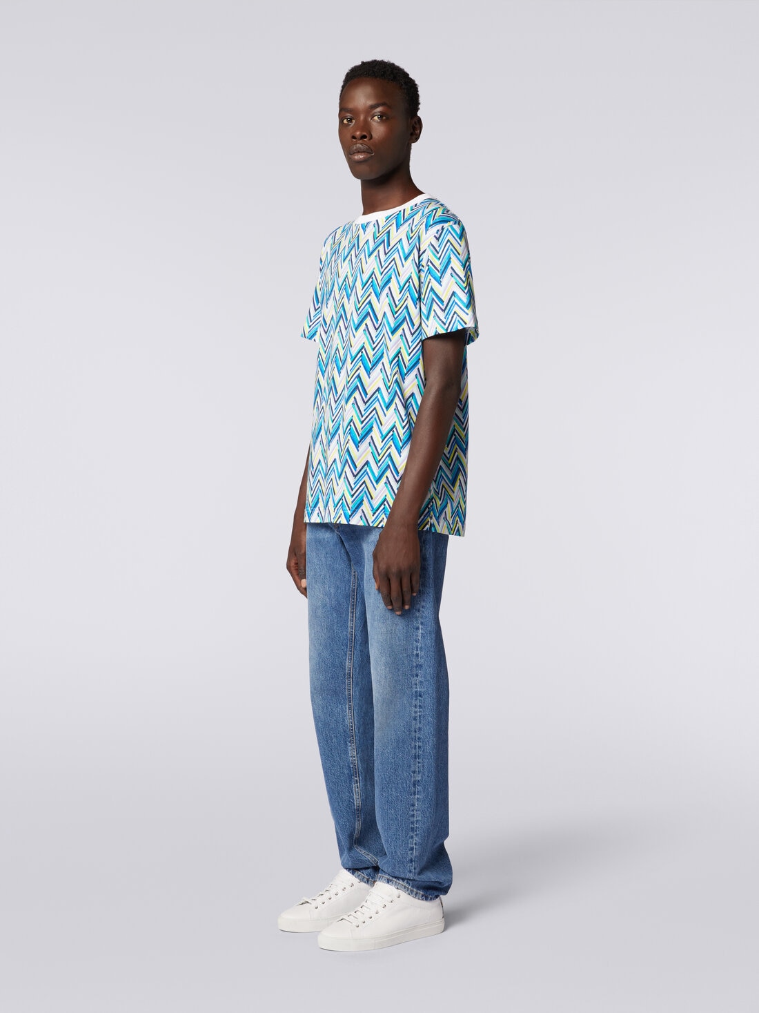 Crew-neck T-shirt in cotton with zigzag print, Multicoloured  - US24SL0CBJ00JBSM994 - 2