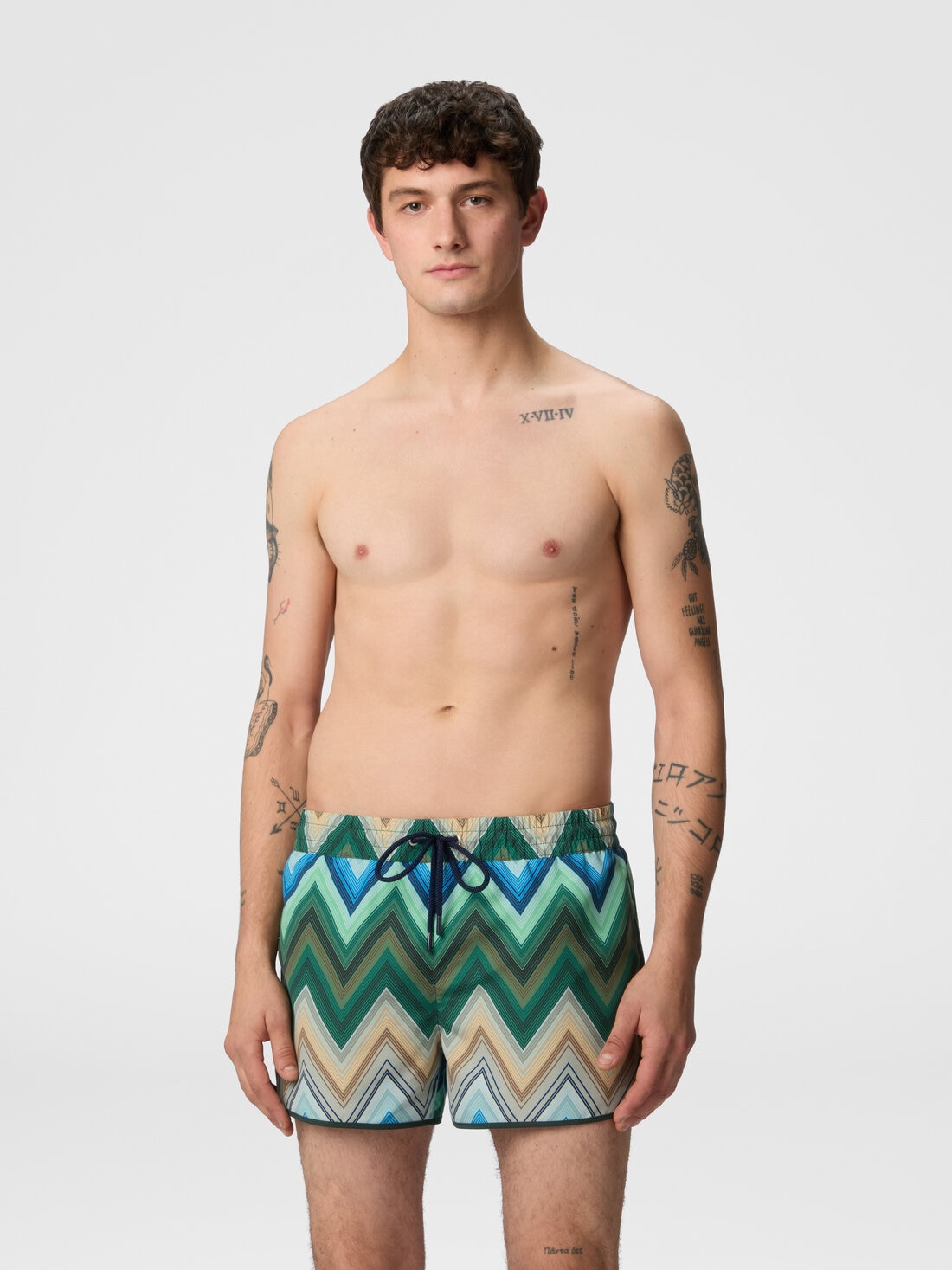 Swim shorts with macro zigzag print, Green - US25SP01BW00VESM9LQ - 1
