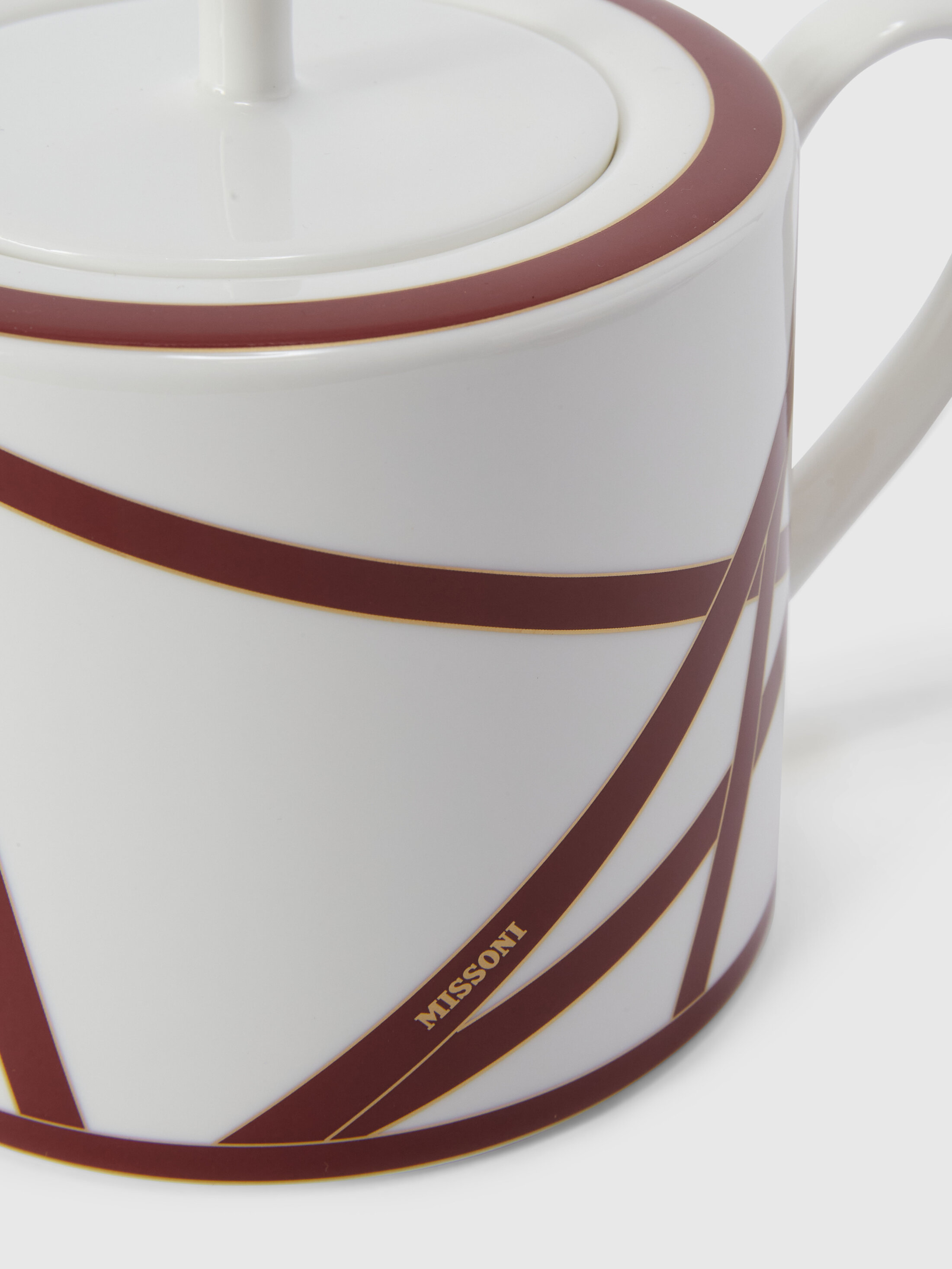 Nastri Teapot