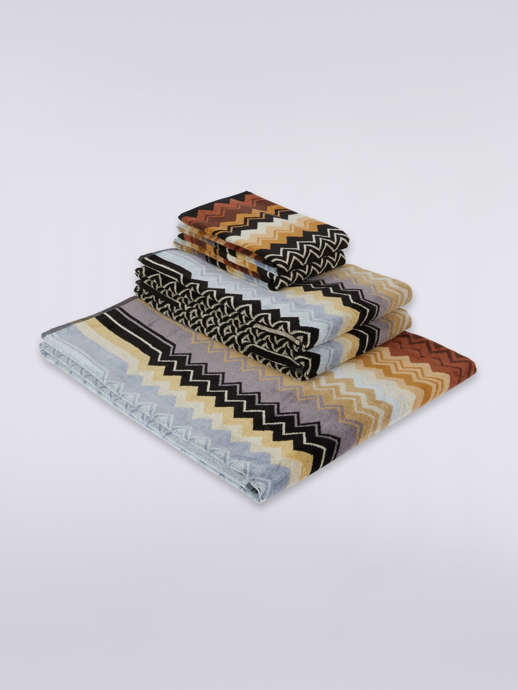 IzanStore - Soft and Plush Louis Vuitton Towel Set is a pure joy