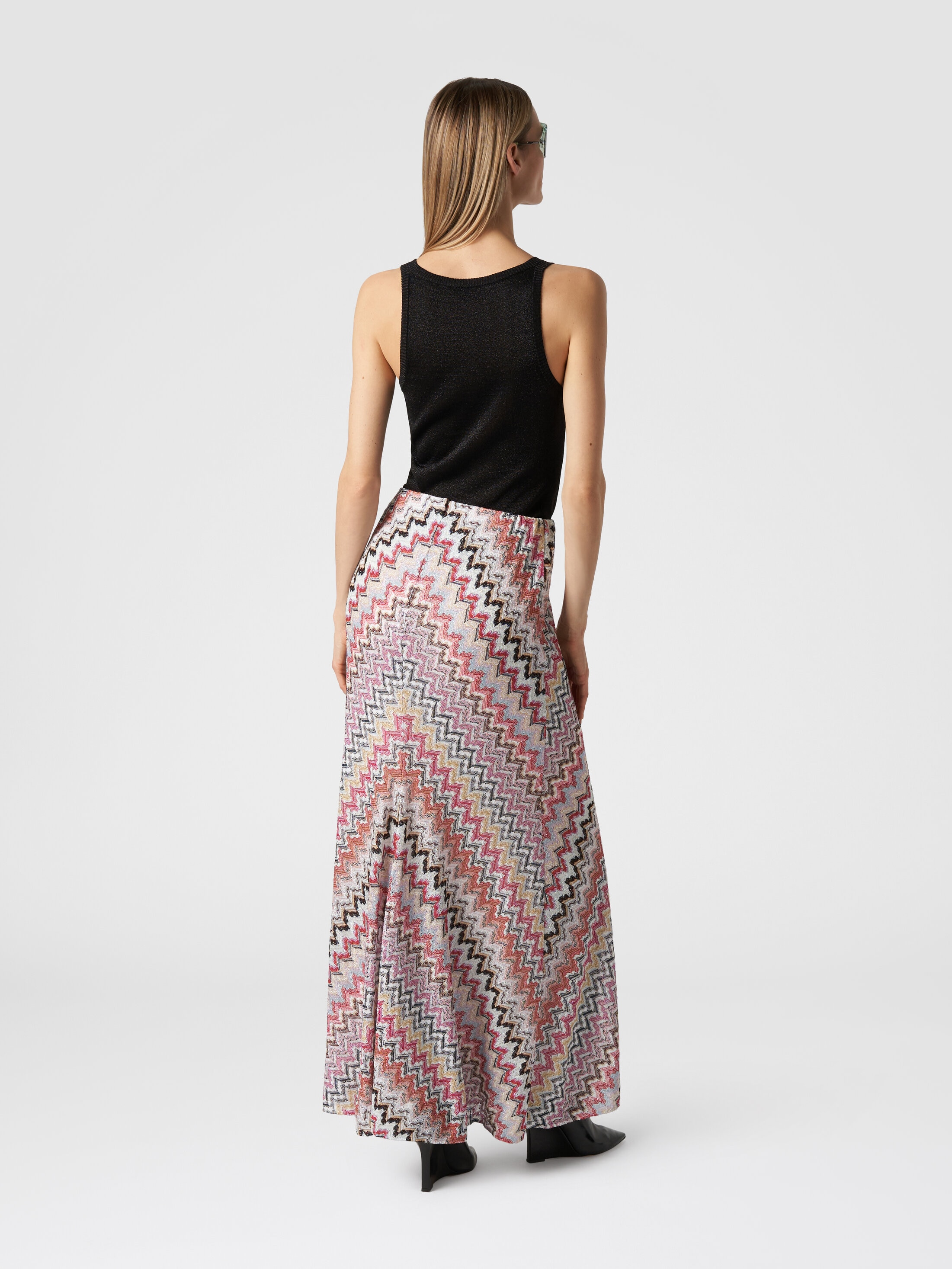 Long skirt in zigzag lamé viscose
