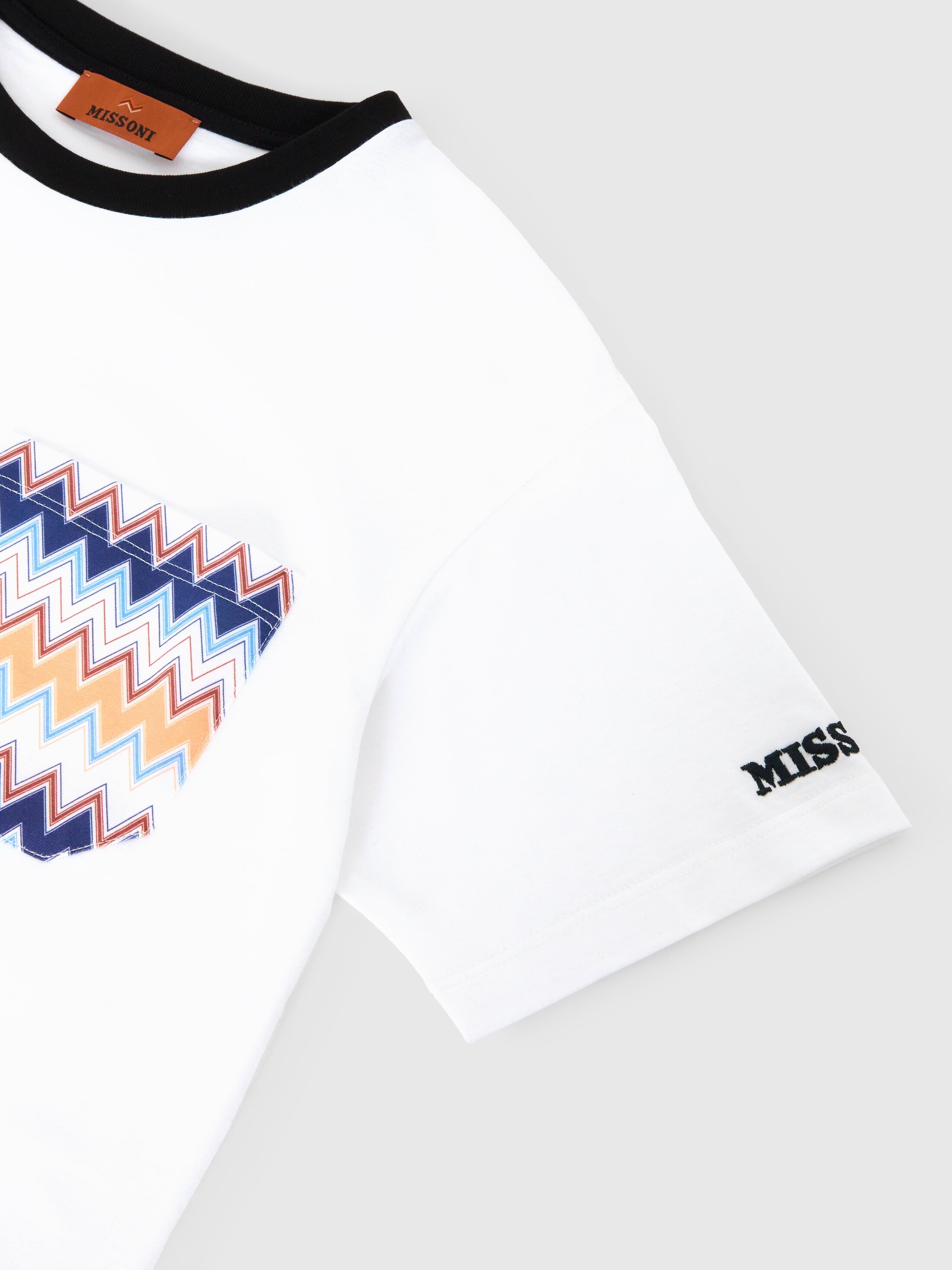 Crew-neck T-shirt with zigzag print on pocket White | Missoni