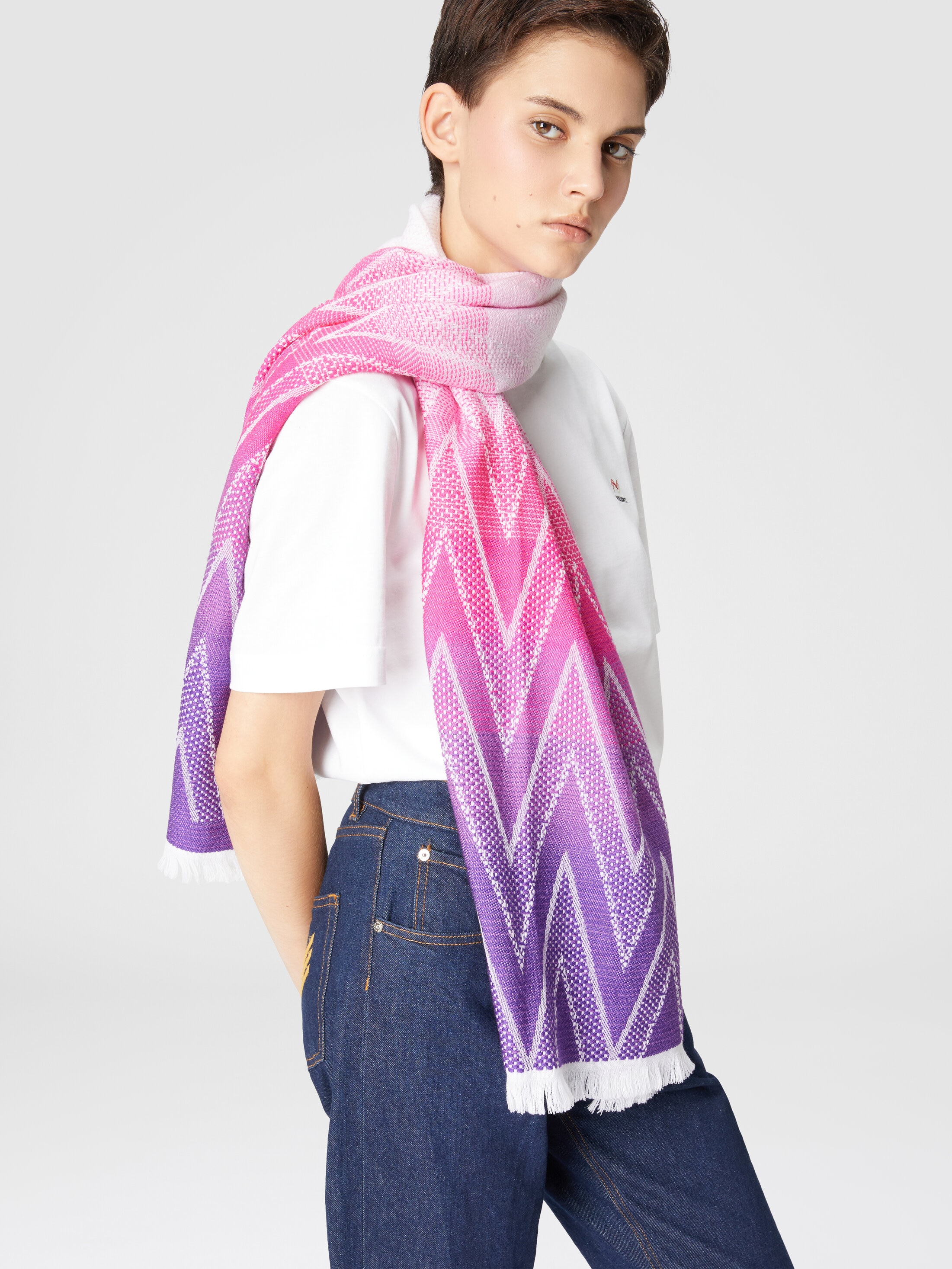 独特の素材 フリンジ付きウールストール Missoni | マルチカラー 小物