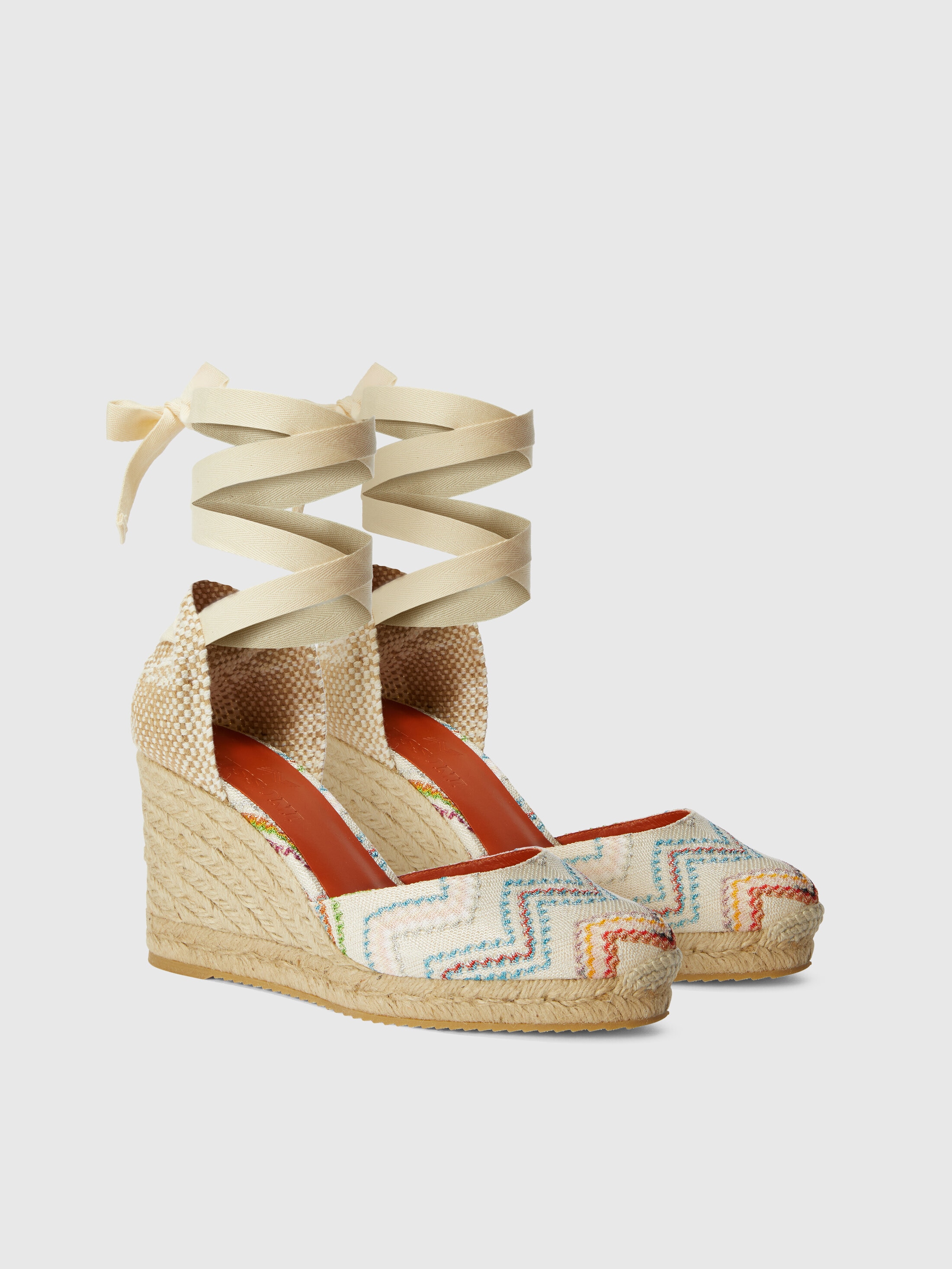 送料関税込み★Missoni★ジグザグ エスパドリーユサンダル ジグザグ模様と厚底ウェッジヒール付きのエスパドリーユ ブルー