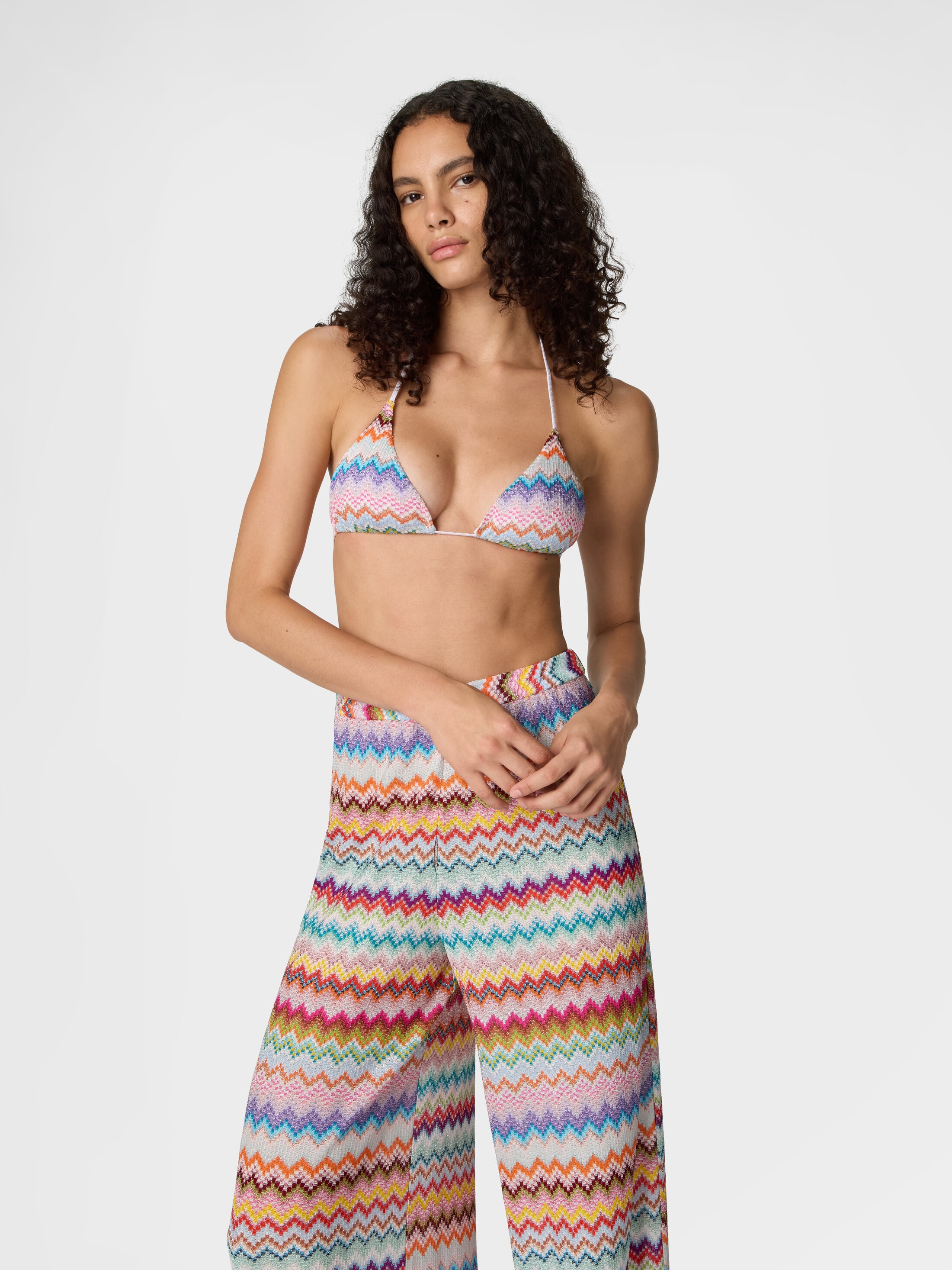 Beach cover-up pants in lamé viscose with pixel-effect zigzag