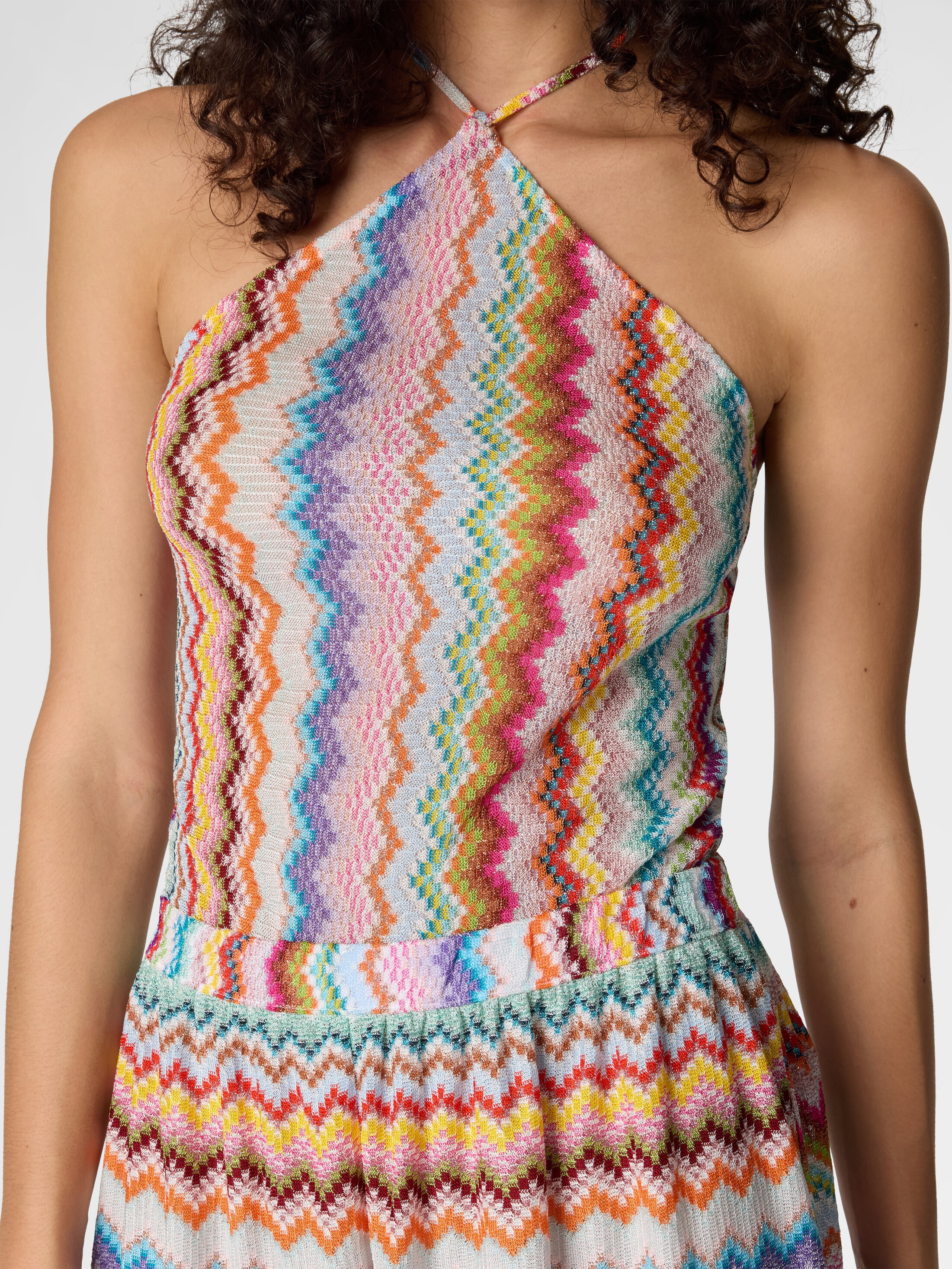 Short jumpsuit in lamé viscose with pixel-effect zigzag pattern