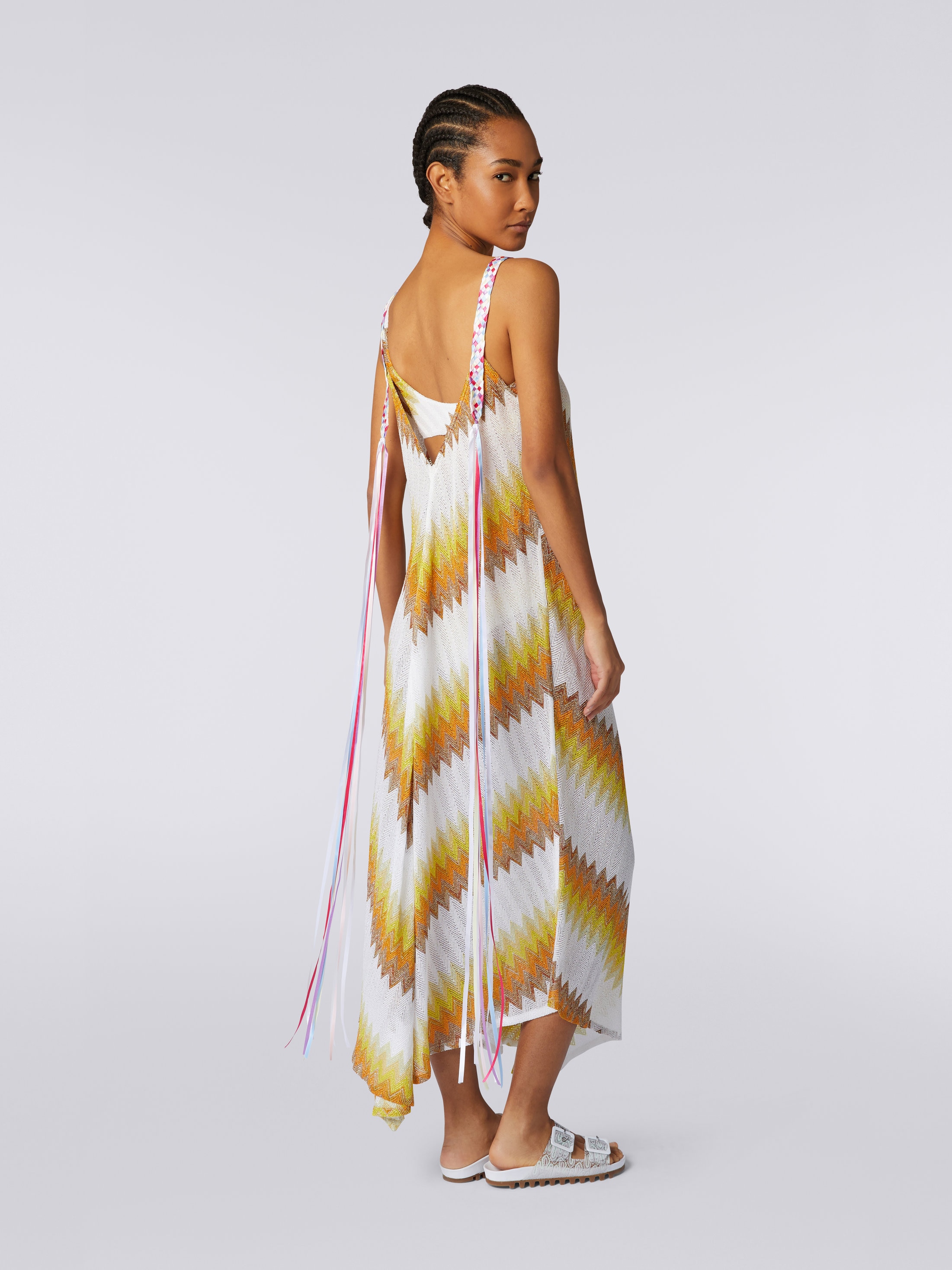 Langes Strandkleid mit Trägern aus geflochtenen Bändern Weiß, Gelb & Ocker  | Missoni