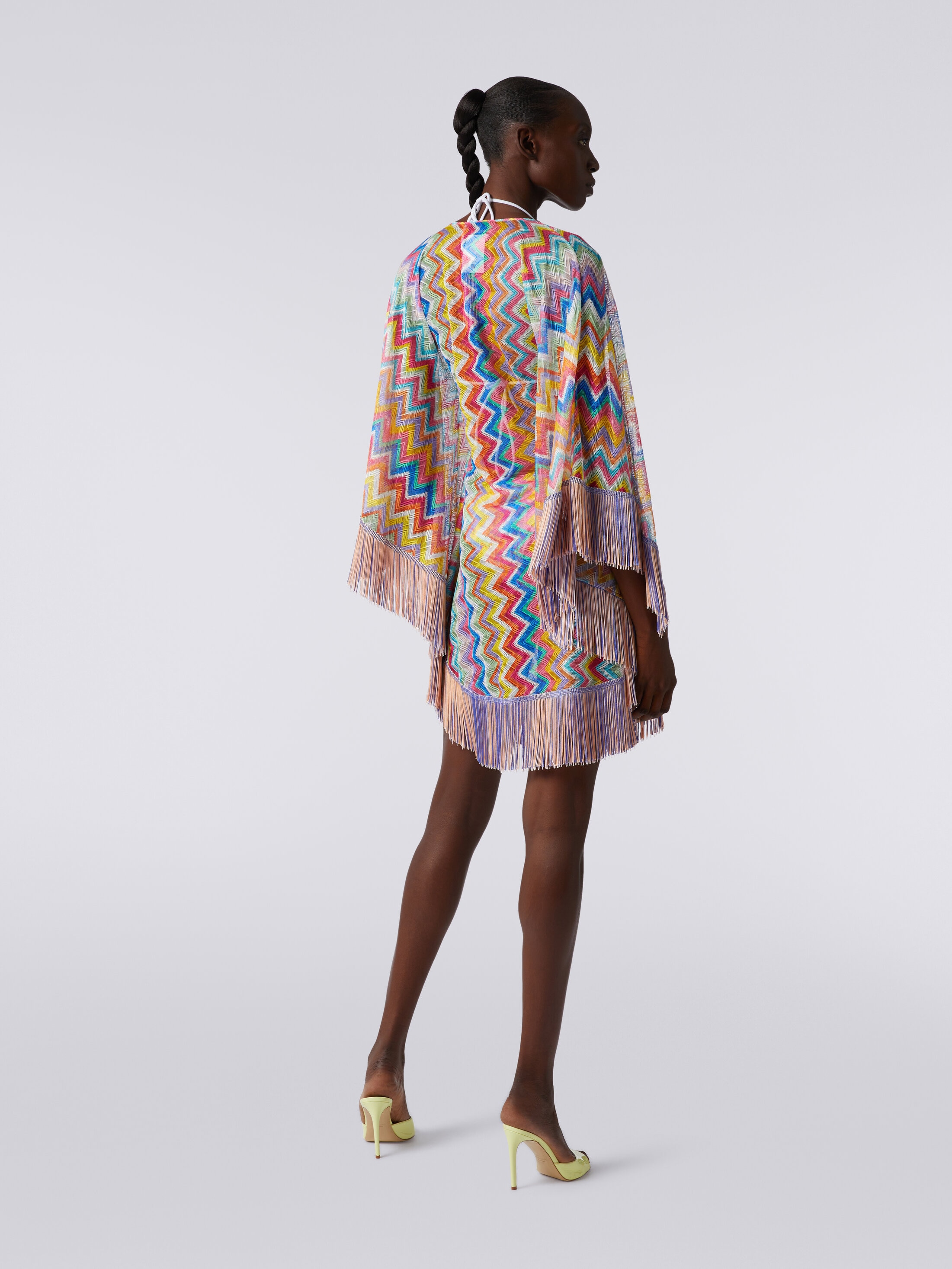 Short cover-up kaftan with zigzag print and fringes Multicoloured 