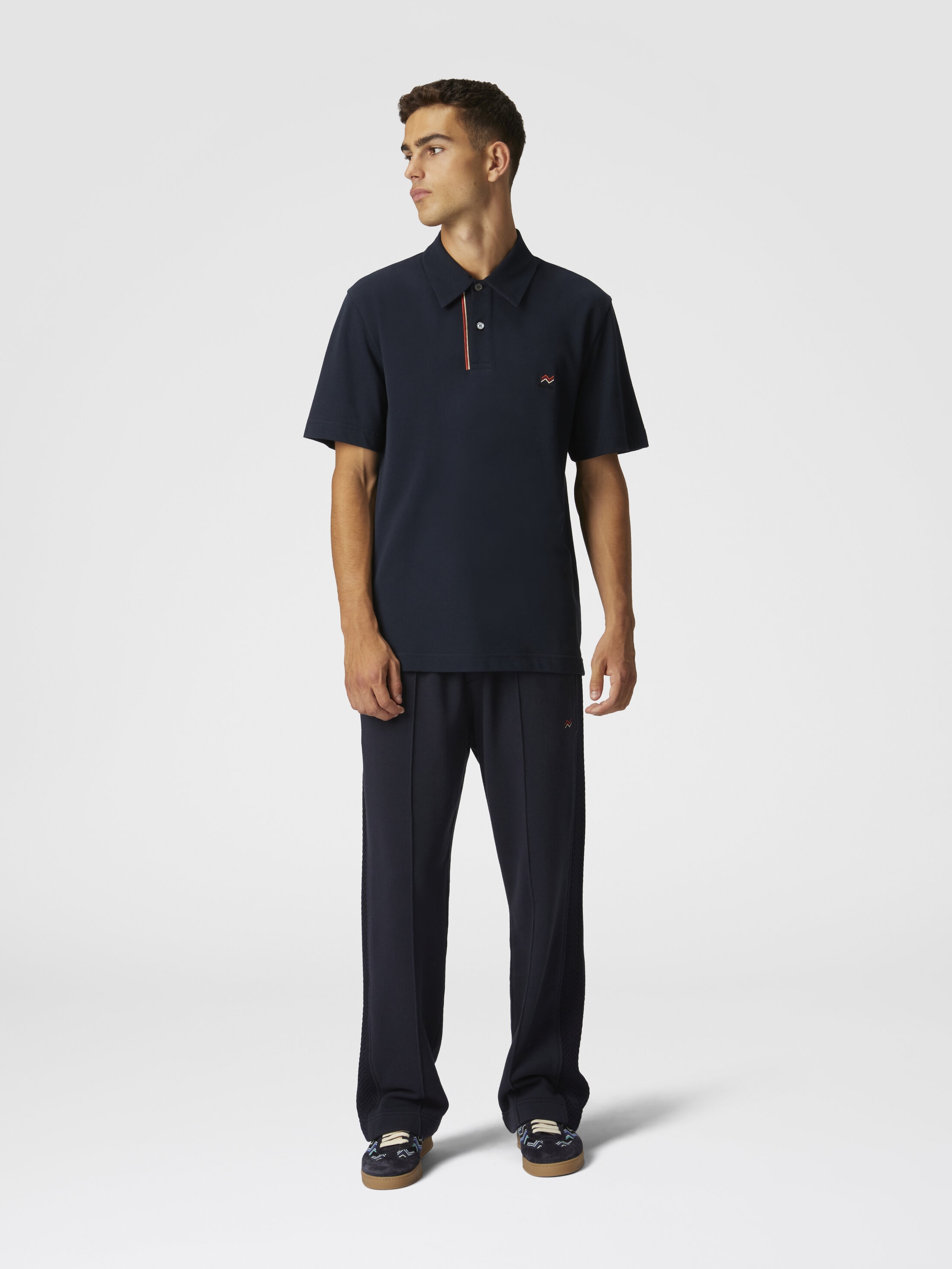 Solid color cotton piqué polo shirt with zigzag embroidery