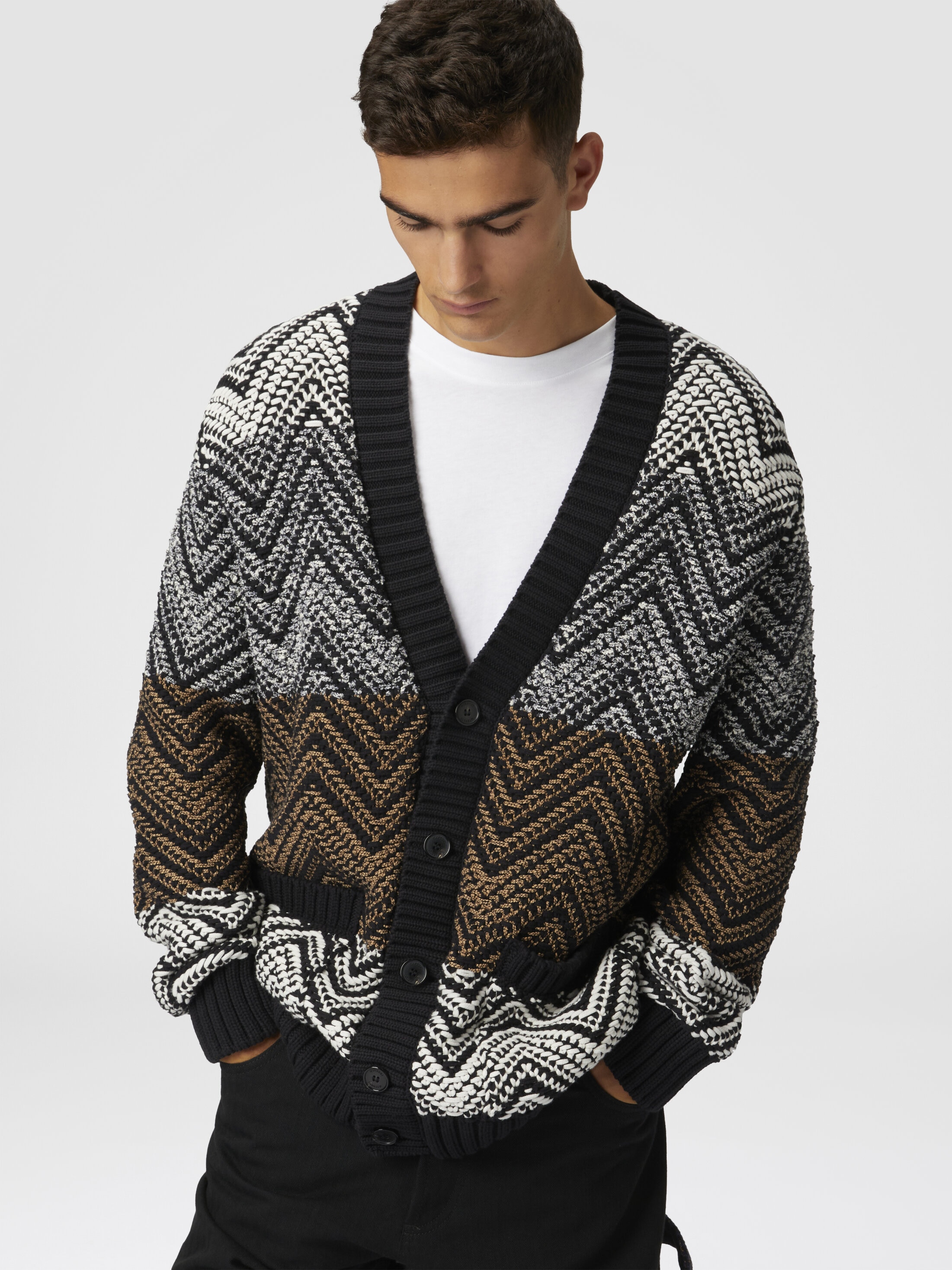 【AMERI】 UND MARBLE JACQUARD KNIT Crochet knit cardigan with macro zigzag and pockets