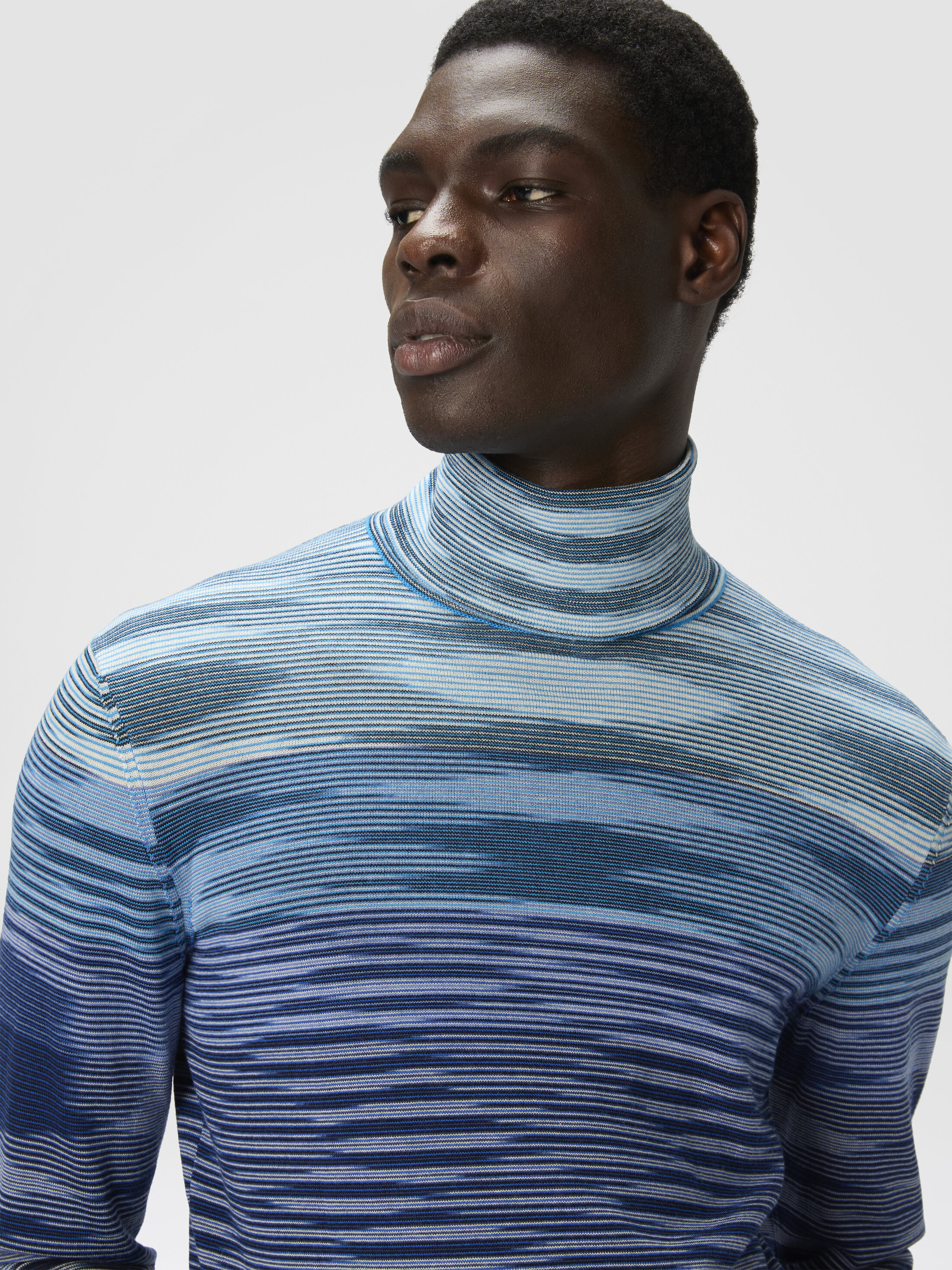 US25WN0UBK015U-S72MN-5