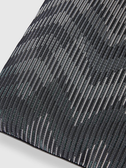 Dinamico cushion 40x40 cm, Black    - 1D4CU00729160