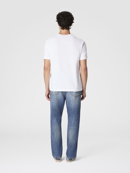 Crew-neck cotton T-shirt with macro zigzag print, White & Multicoloured - BS26SL00BJ00Q9S01KH