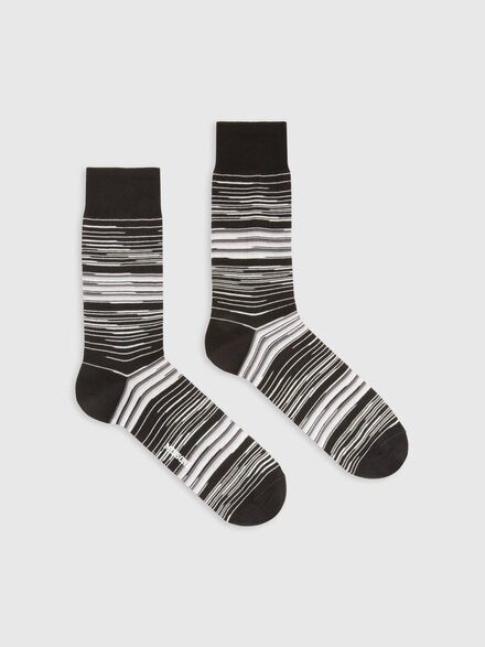Kurze Socken aus Baumwollmischgewebe in Flammgarnoptik, Mehrfarbig  - LS24SS0BBV00FTSM67S