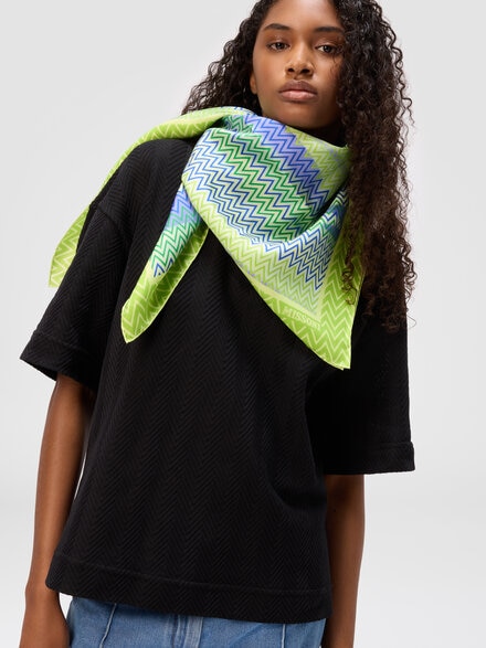 Scarf with zigzag print, Multicoloured  - LS25SS1ABV00HLSM67T