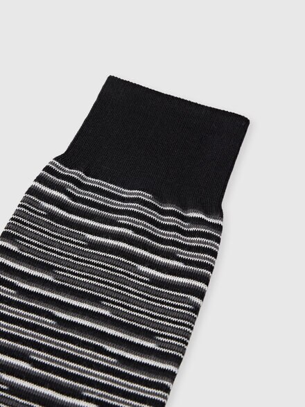 Long flame-patterned cotton-blend socks, Multicoloured  - LS25WS0MBV00IISM67T