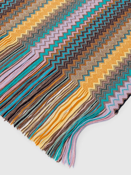Scarf with zigzag pattern and fringes, Multicoloured  - LS25WS0XBV00IHSM67V