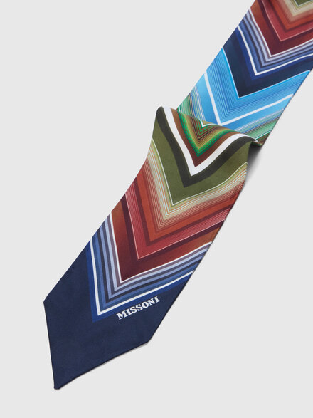 Silk neck scarf with macro zigzag print, Multicoloured  - LS26SS10BV00J1SM67U