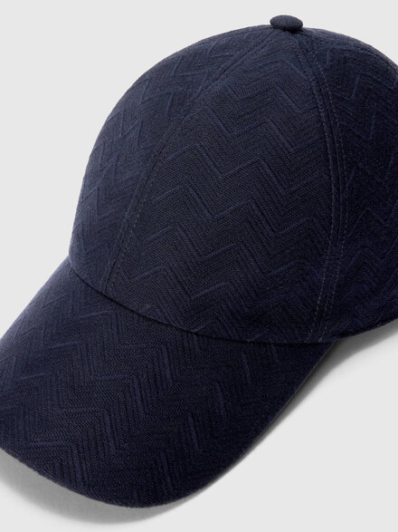Cotton zigzag hat with visor, Multicoloured  - LS26SS2PBV00J2SM67R