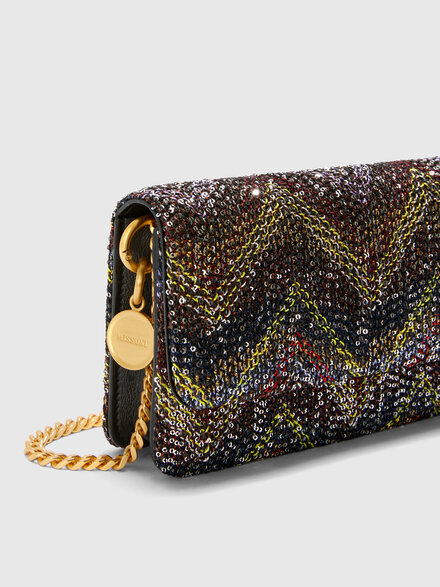 Cartera con cadena de cuero y lona, Multicolor  - LS26SX05BV00J4SMSND