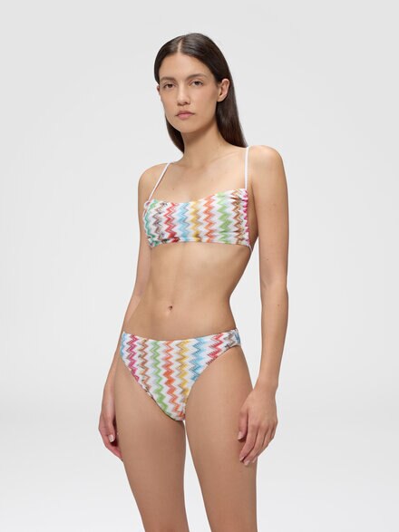 Bikini aus Lam&eacute;-Viskose mit Mikro-Zickzack-Muster und High-Waist-Slip, Wei&szlig; & Mehrfarbig - MS26SP0GBR014JSM9X3