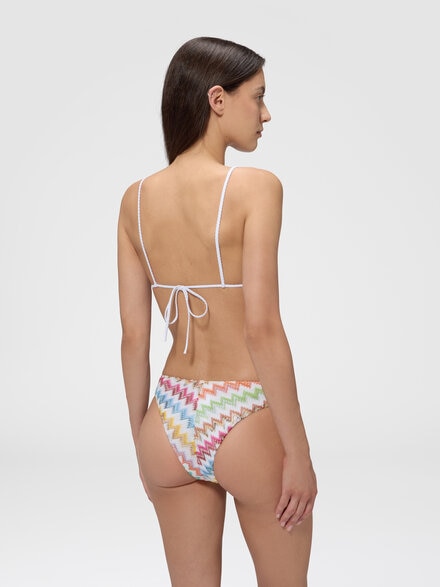 Bikini aus Lam&eacute;-Viskose mit Mikro-Zickzack-Muster und High-Waist-Slip, Wei&szlig; & Mehrfarbig - MS26SP0GBR014JSM9X3