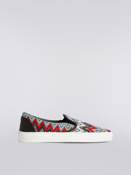 Slip-on trainers with multicoloured zigzag upper, Multicoloured  - OS23SY00BR00KISM8LJ