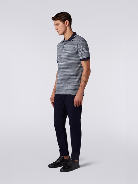 Poloshirt aus Baumwolle in Flammgarnoptik mit einfarbigen Details, Wei&szlig; & Marineblau - UC22W201BJ001GF701A