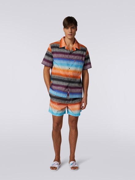 Short-sleeved cotton bowling shirt with zigzag print, Multicoloured  - US23SJ0SBW00N9S72AD