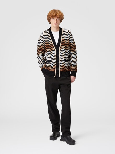 Woll-Cardigan mit Makro-Zick-Zack und kontrastierender Paspel, Braun - US24WM05BK037OS80C1