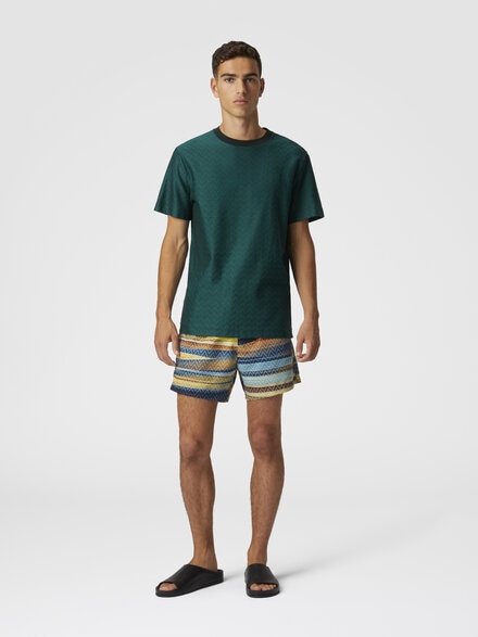 Swim shorts with gradient zigzag print, Blue - US25SP00BW00VUSM9LU